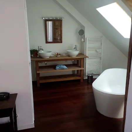 Loft Trotters Bed & Breakfast